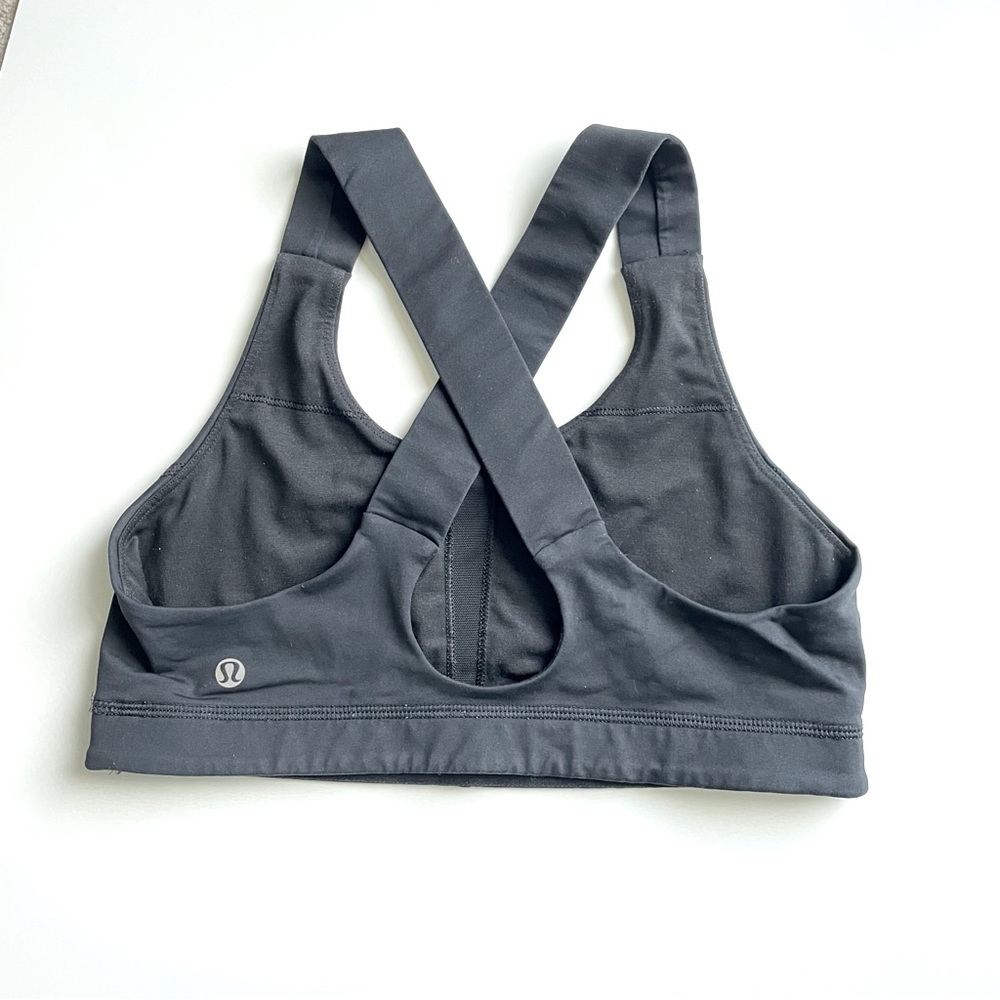 Lululemon - Picture 5 of 7
